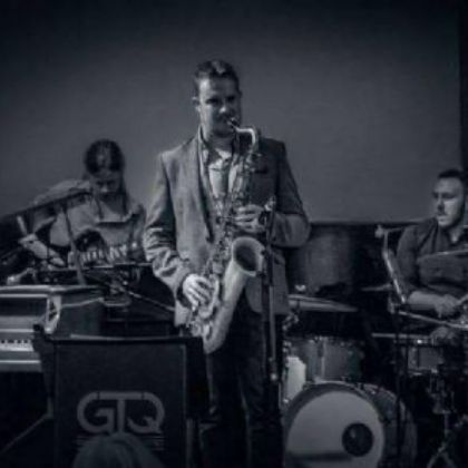 The International Roaming Band