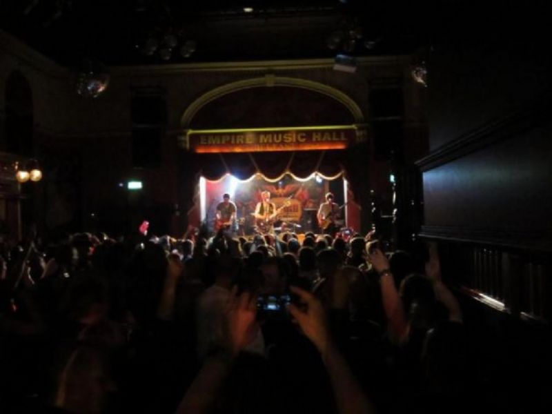 kings of leon tribute