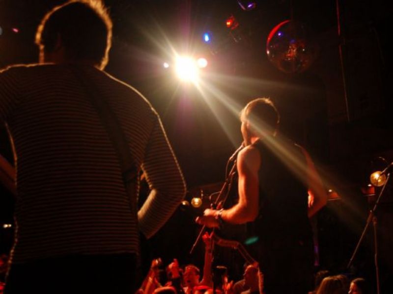 kings of leon tribute