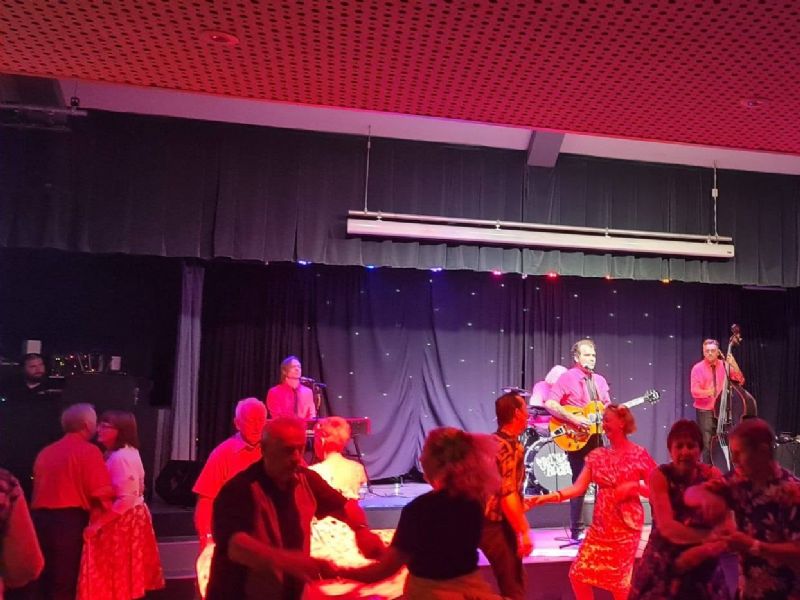 the jet sets rock and roll show