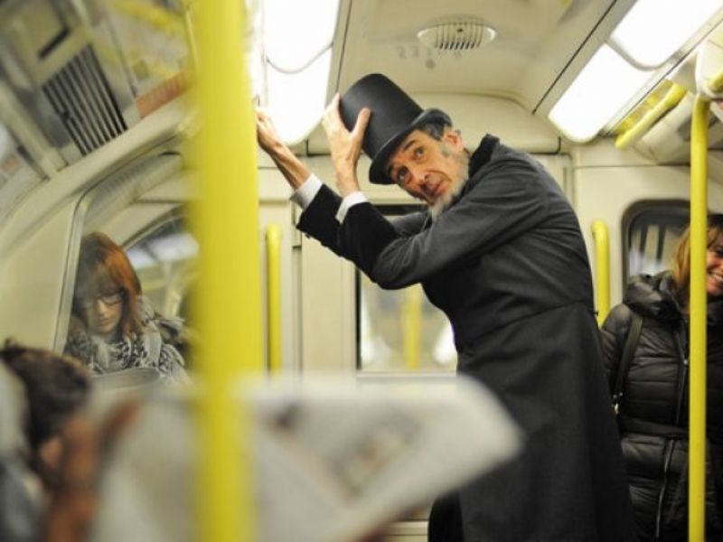 abraham lincoln lookalike