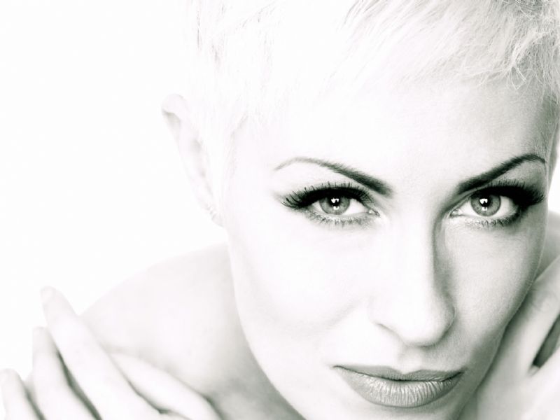 annie lennox by stacy