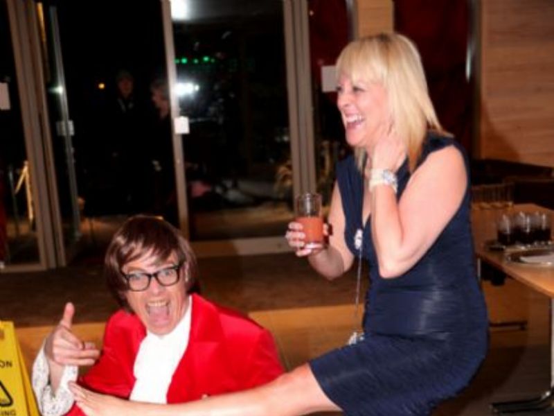 austin powers lookalike