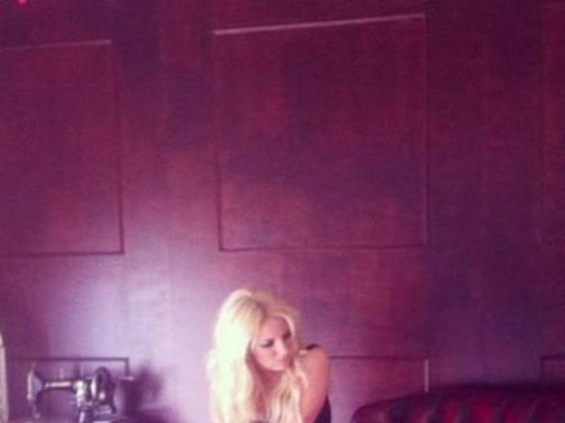 britney spears tribute and lookalike