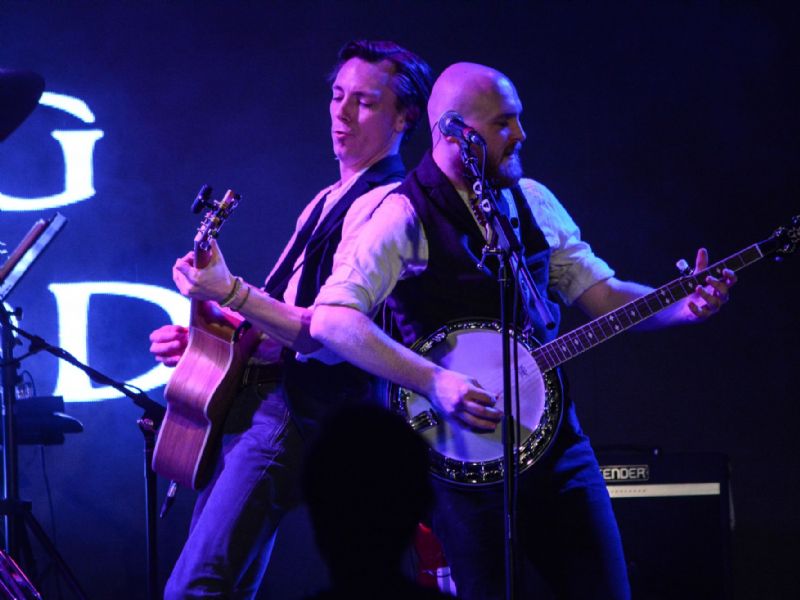 chasing mumford