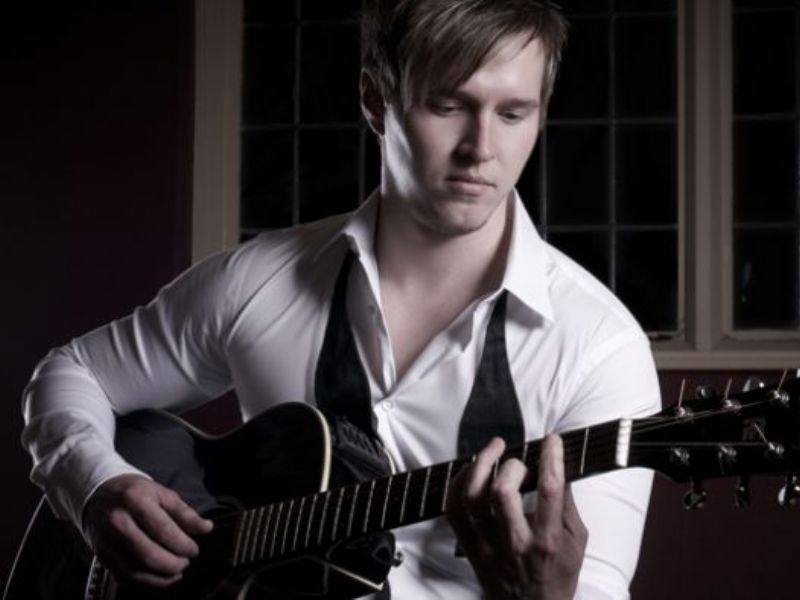 aj solo guitar