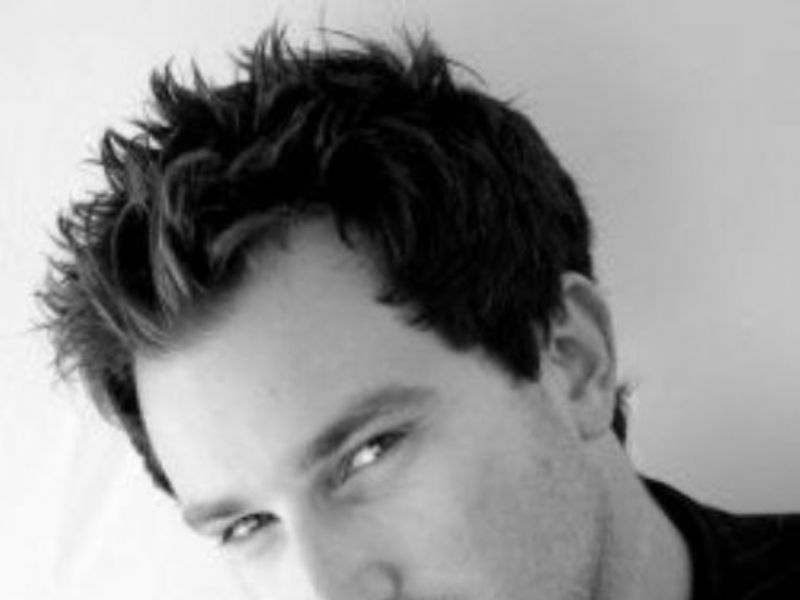 daniel swing singer