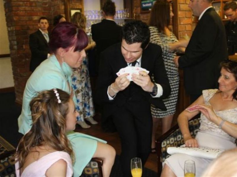 ed close up magician