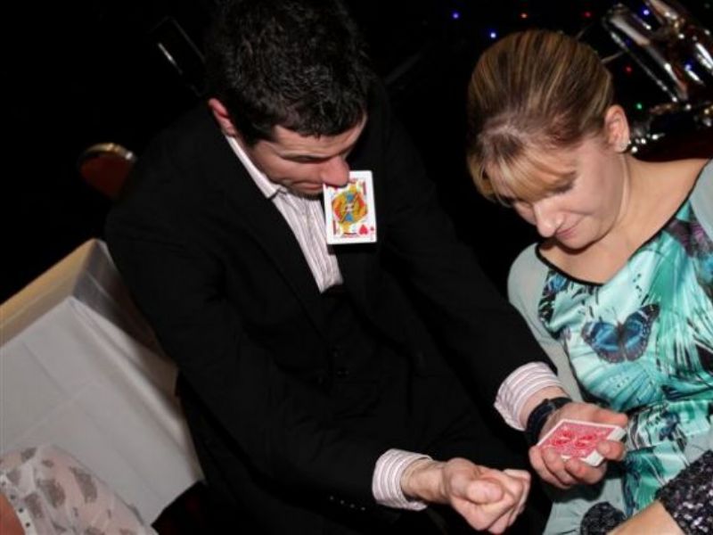 ed close up magician
