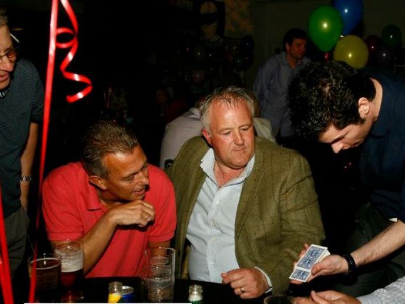 ed close up magician
