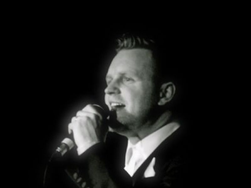 gary barlow by lee