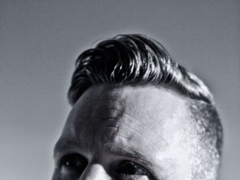 gary barlow by lee