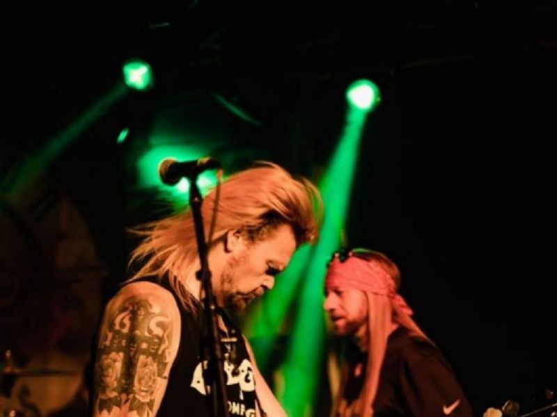 guns and roses tribute band