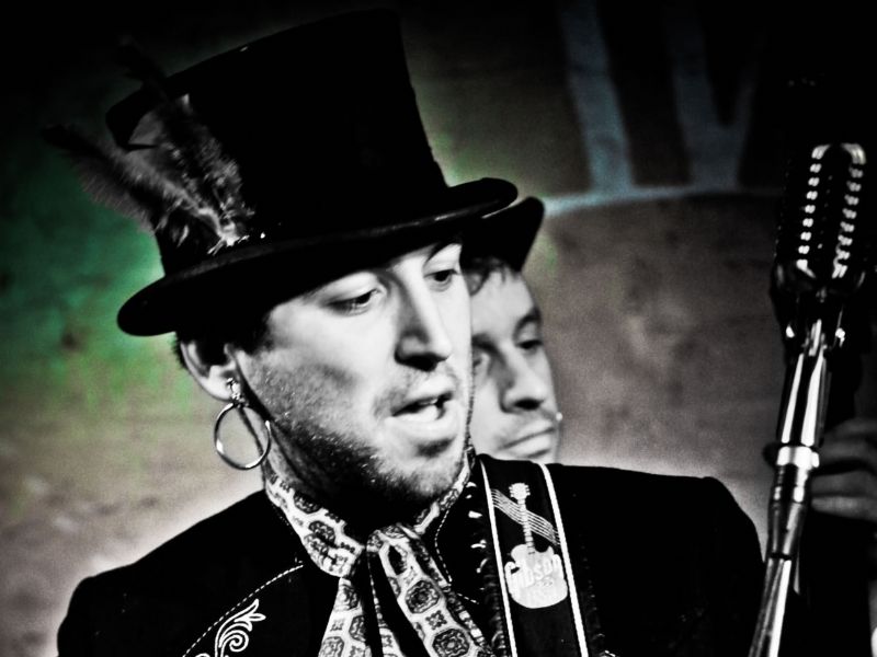 gypsy jazz trio