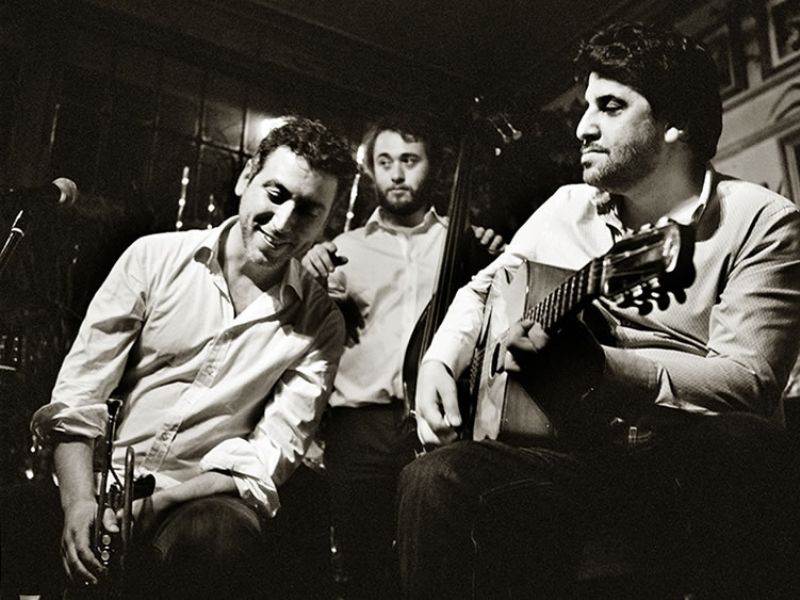 gypsy jazz trio
