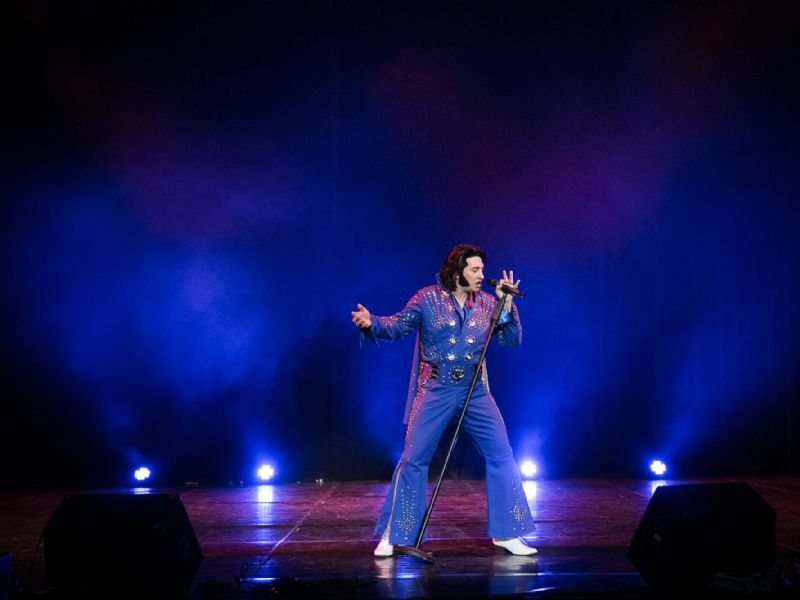 jb as elvis