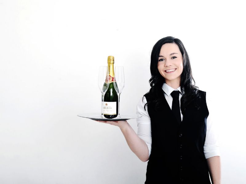 jess the singing waitress