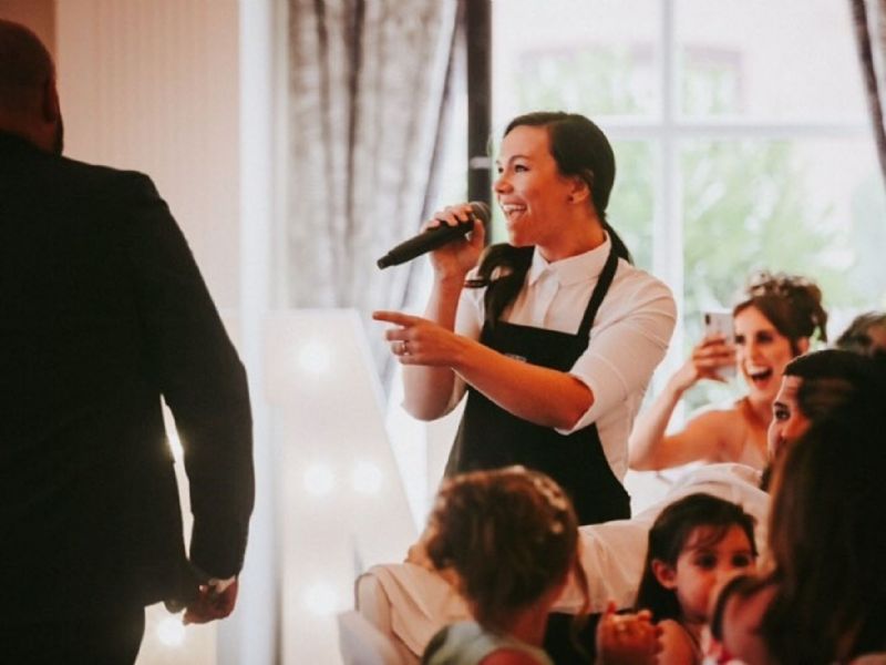 jess the singing waitress
