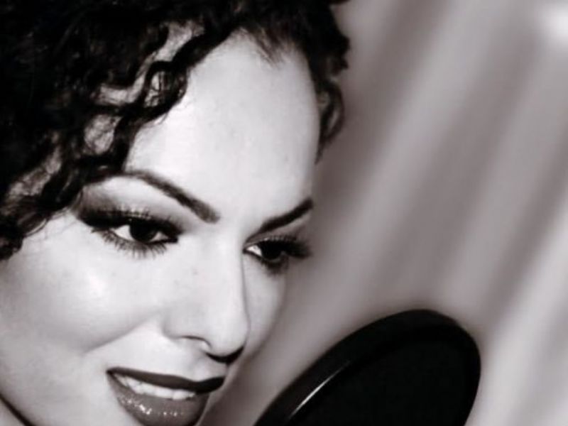 kayleigh live lounge