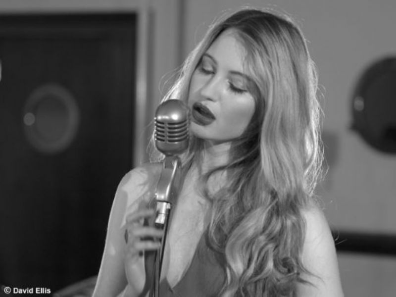 Kit And The Cats | Excellent 4 Piece Live Jazz Band
