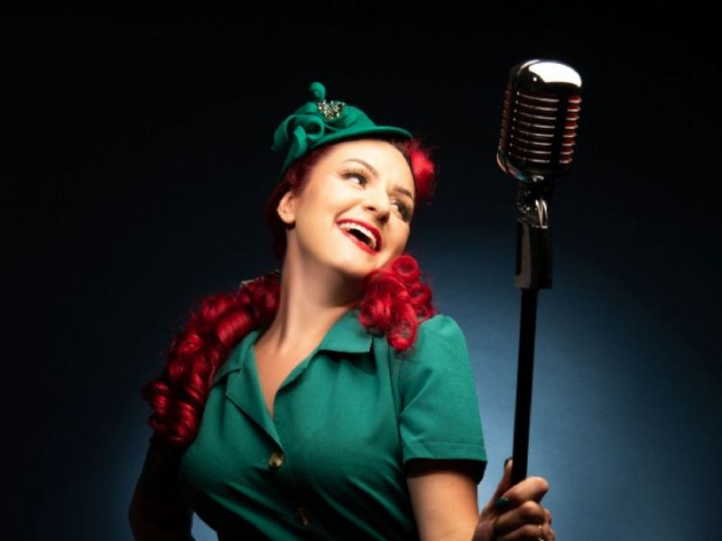 lady red
