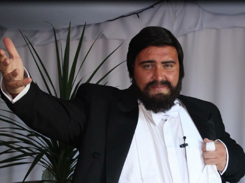 tribute to pavarotti