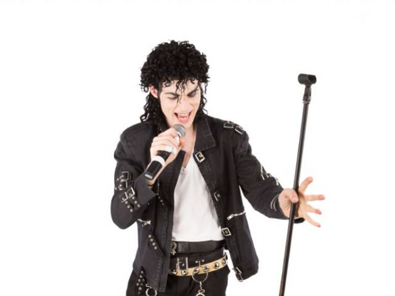 rj as michael jackson
