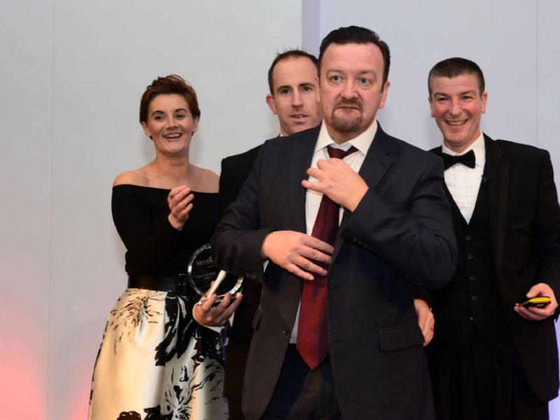 ricky gervais lookalike