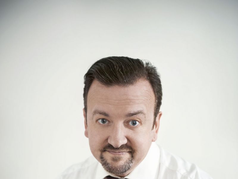 ricky gervais lookalike