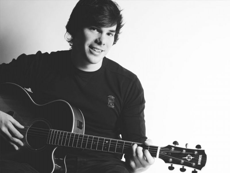 rob guitar vocalist