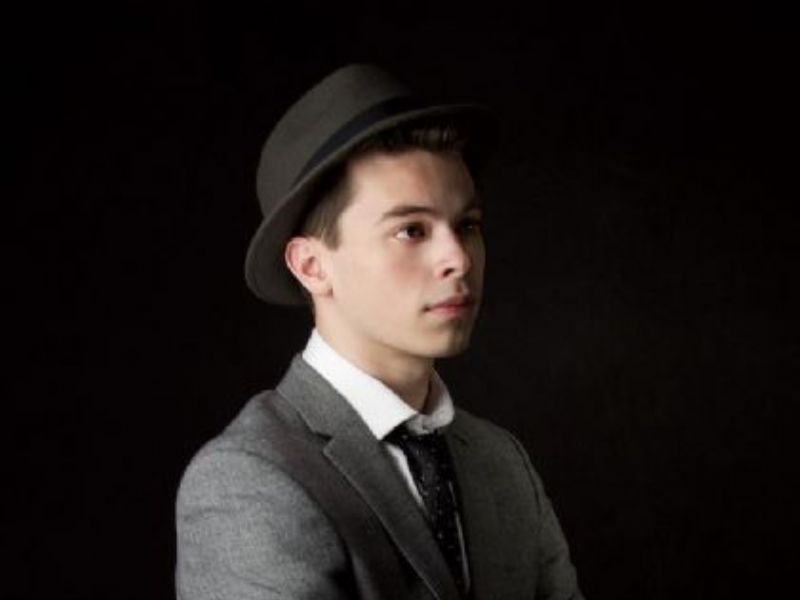 ryan swing singer