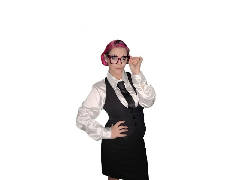 samantha singing waitress