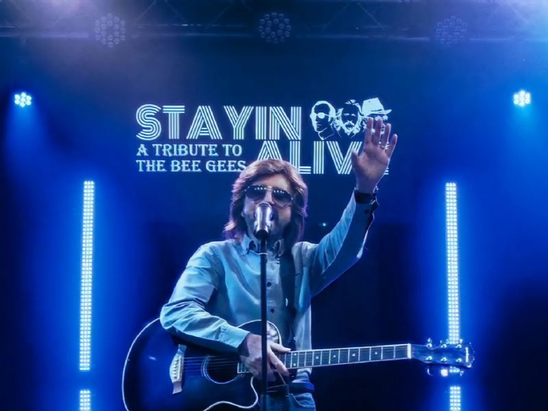 stayin alive a tribute to the bee gees