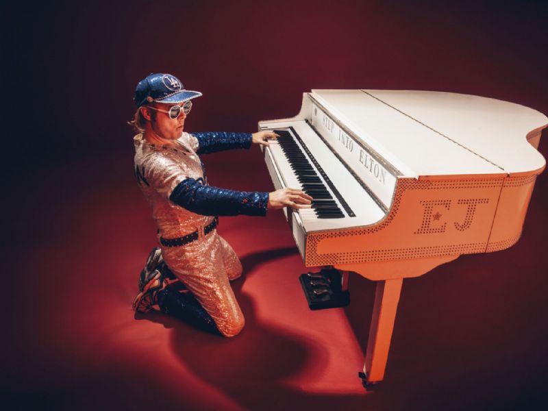 step into elton