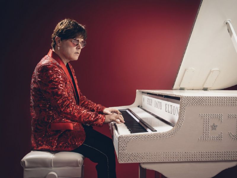 step into elton