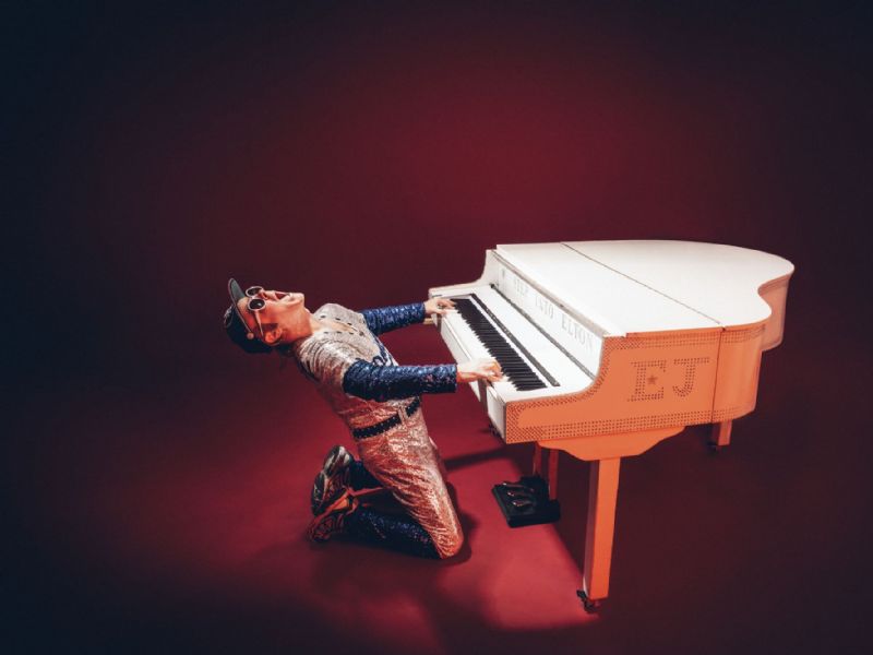 step into elton