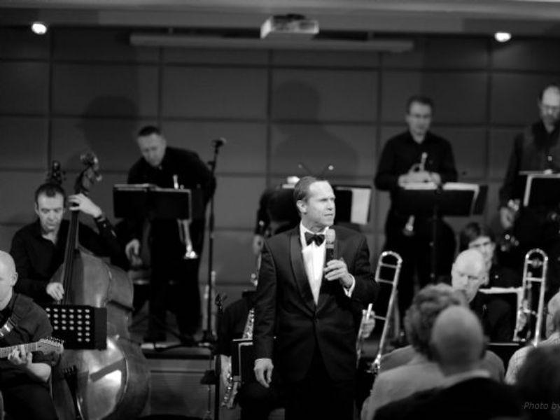 swingin sinatra