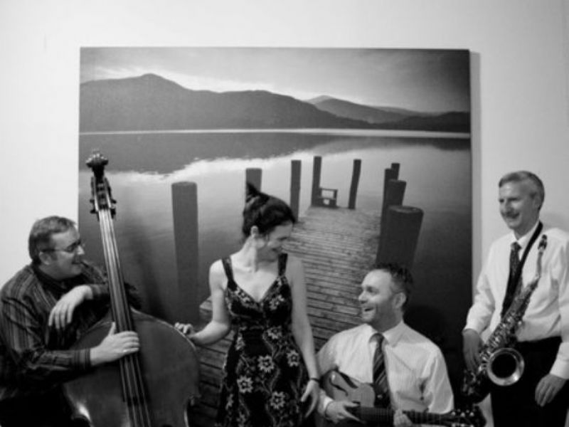 the autumn leaves jazz band