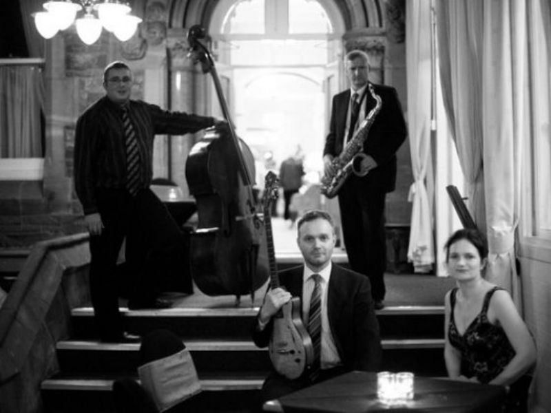 the autumn leaves jazz band