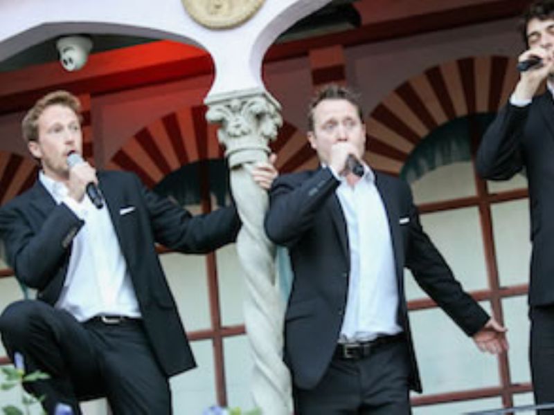 the opera four surprise singers