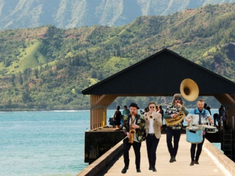 the roaming horns