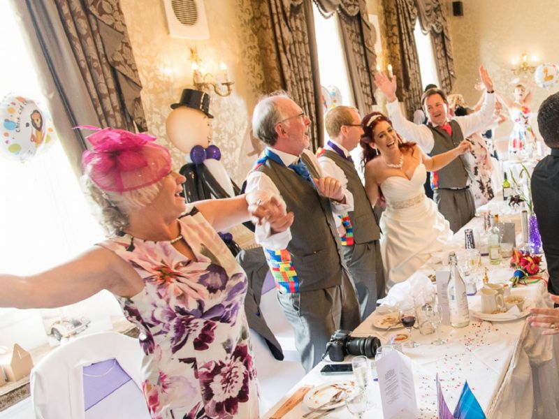 the incredible singing waiters