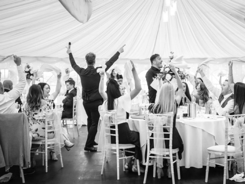 the super singing waiters