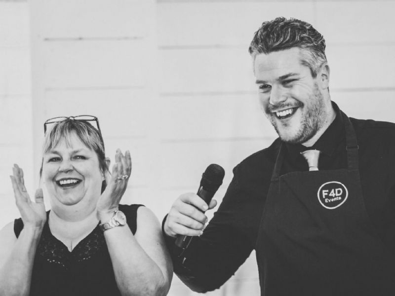 the super singing waiters