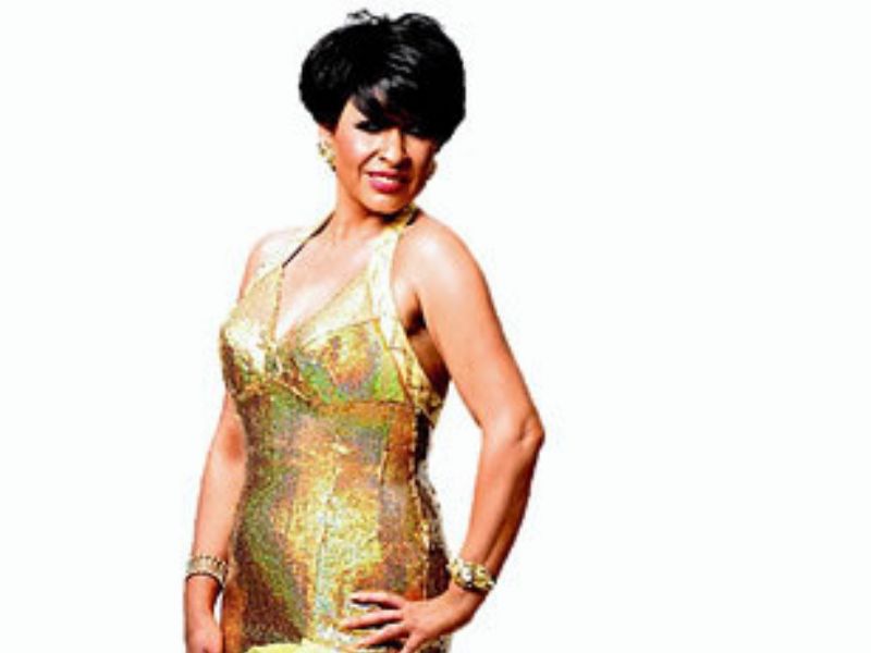 this is shirley bassey