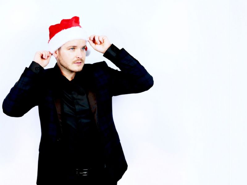 tom w christmas show