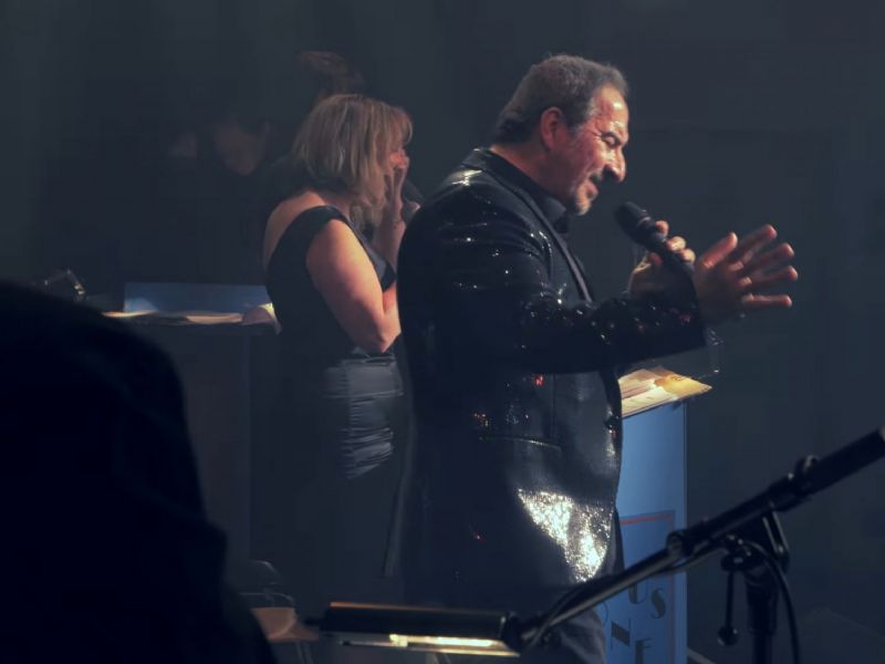 tribute to neil diamond