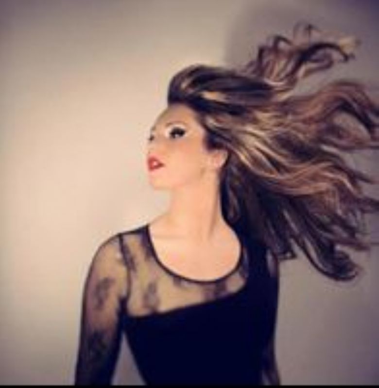edel the classical crossover singer