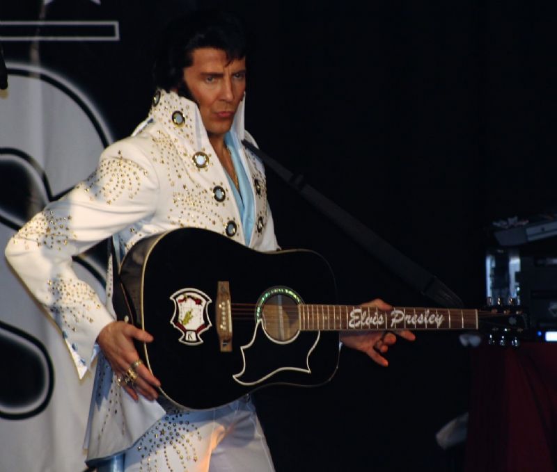 elvis by kirk