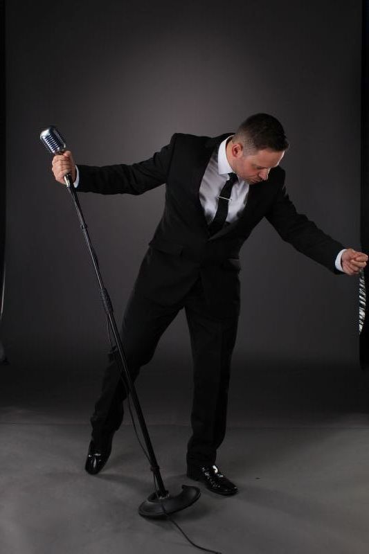 finbarr swing singer